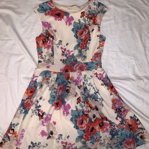 Short Floral Knit Dress with Cut-Out
